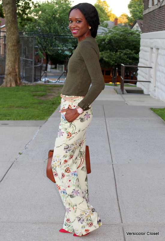 Printed wide leg pants + red suede pumps | Discernment in friendship
