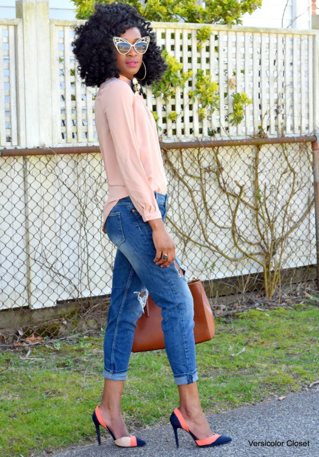 Ripped jeans + embellished bow tie - VERSICOLOR CLOSET